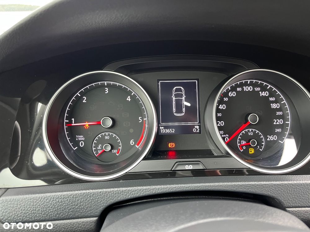 Volkswagen Golf Variant 2.0 TDI Sound - 15