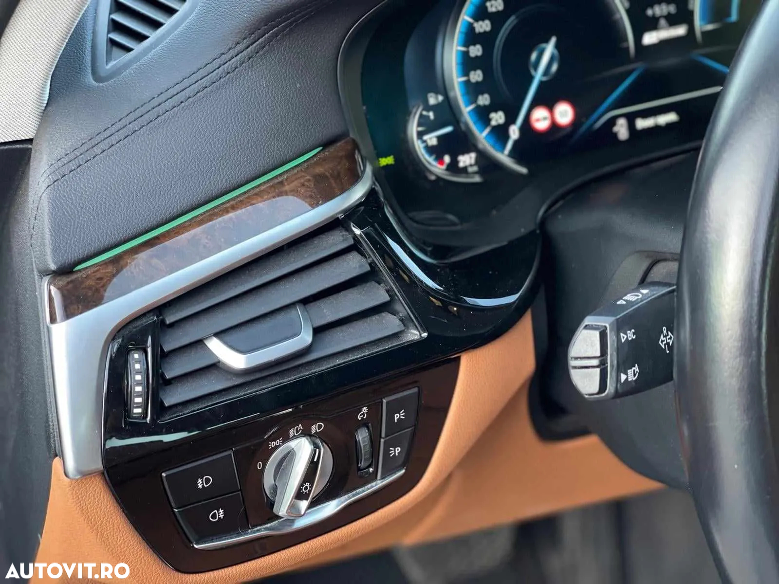 BMW Seria 5 530e iPerformance Aut. Luxury Line - 14