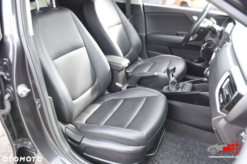 Kia Stonic - 21