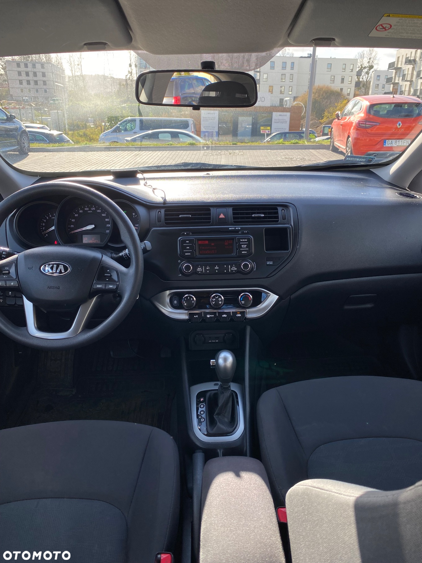 Kia Rio - 36
