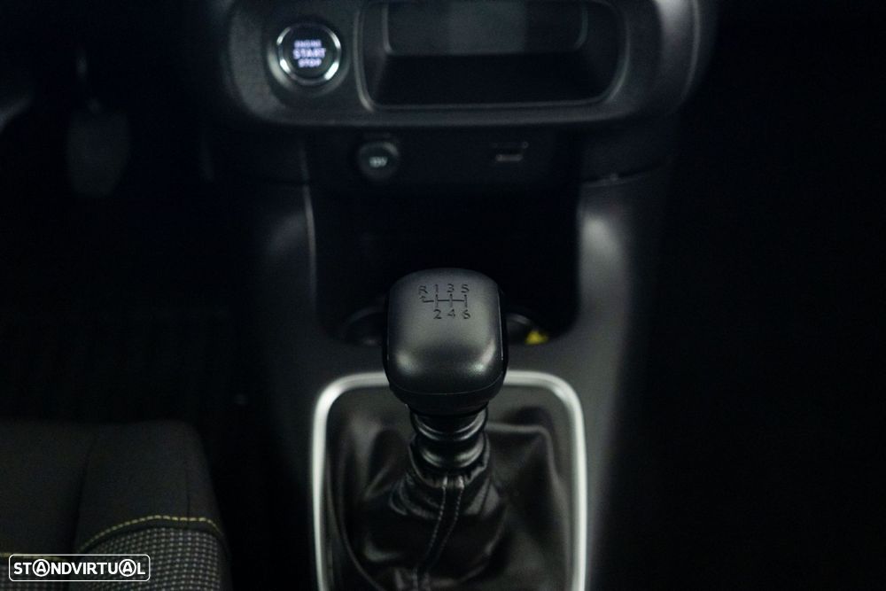 Citroën C3 1.2 PureTech Shine Pack - 25