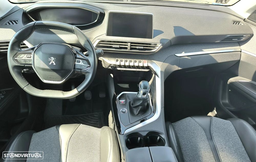 Peugeot 5008 1.5 BlueHDi Allure - 17