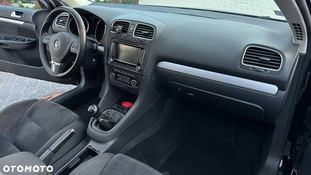 Volkswagen Golf Variant 2.0 TDI Comfortline - 26