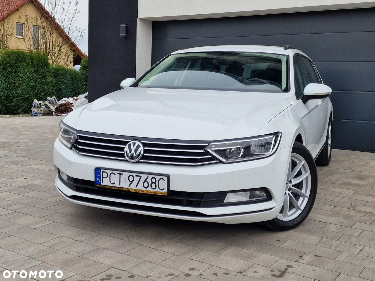 Volkswagen Passat - 14