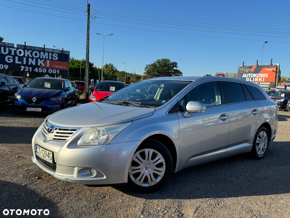 Toyota Avensis 1.8 Luna EU5 - 1