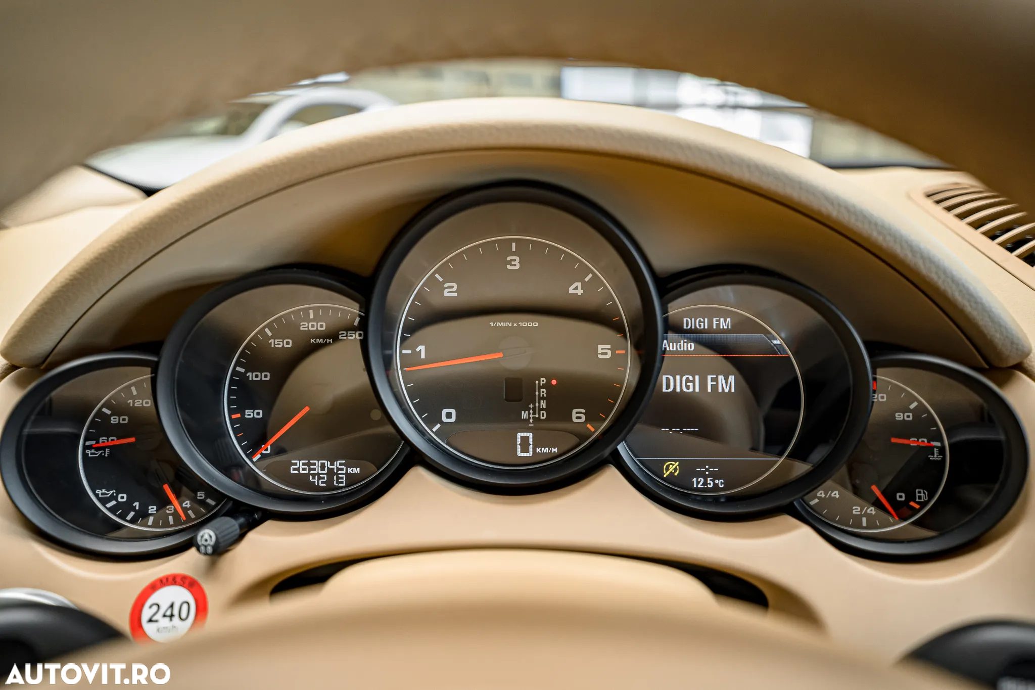 Porsche Cayenne 3.0 L V6 - 13