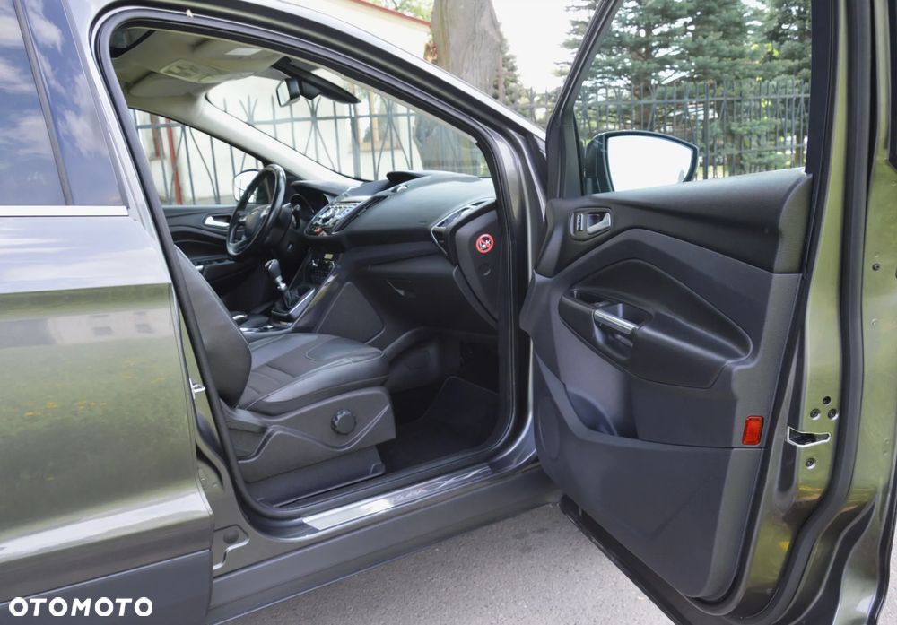 Ford Kuga - 23