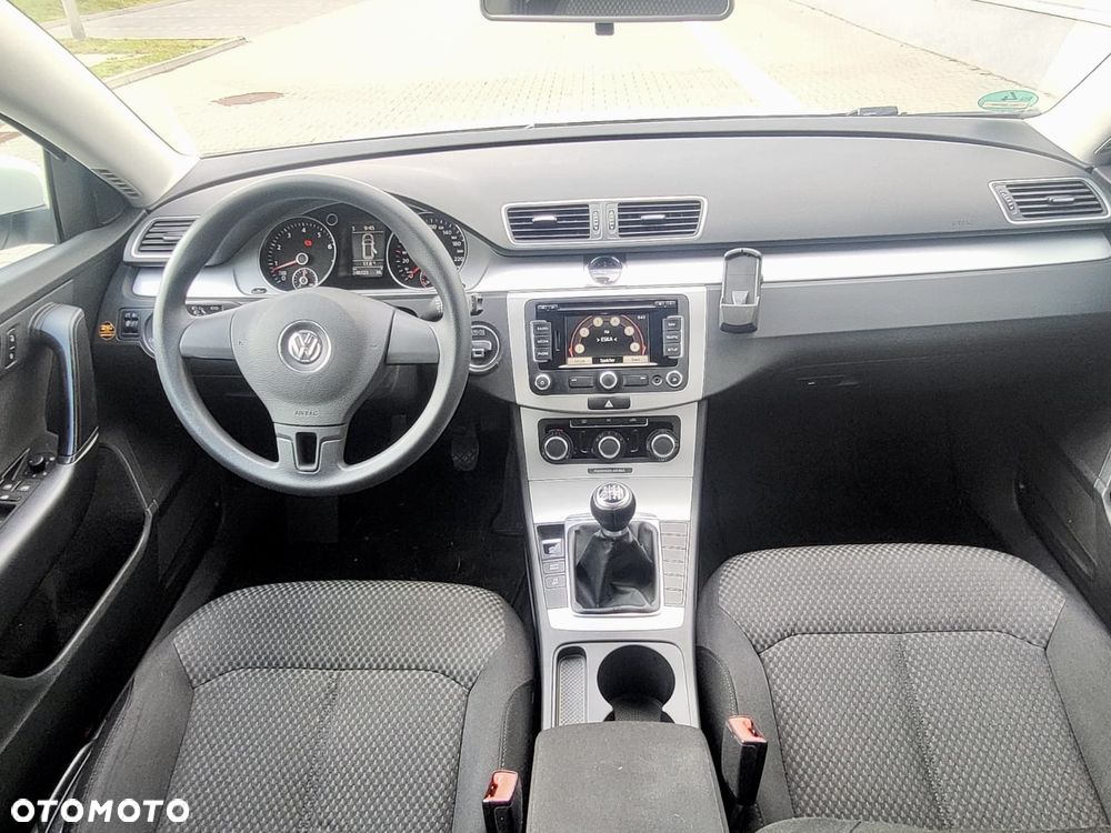 Volkswagen Passat 1.4 TSI BlueMotion Technology Trendline - 14