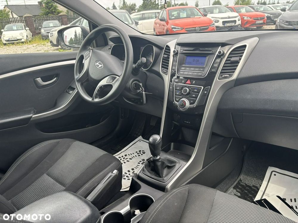 Hyundai i30 - 22