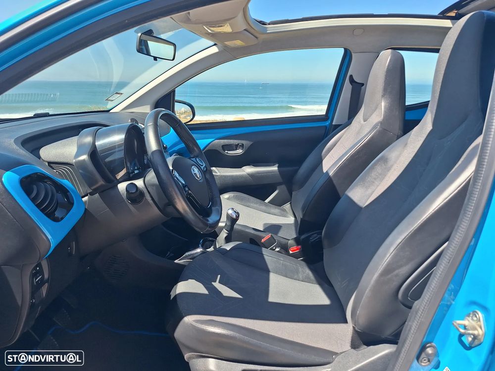 Toyota Aygo 1.0 X-Wave - 12