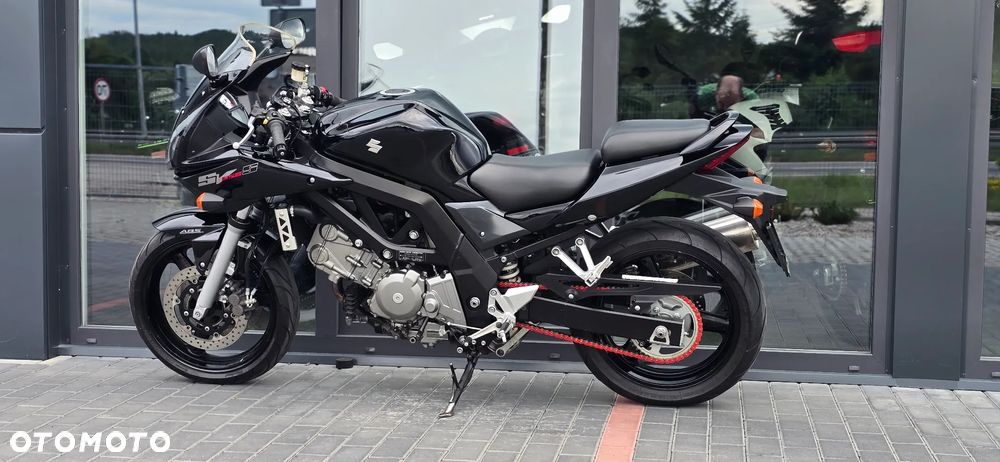 Suzuki SV - 22