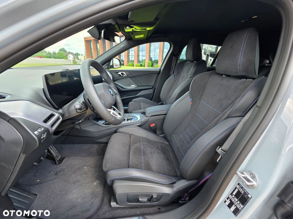 BMW Seria 1 120 mHEV - 11
