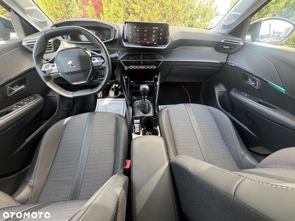 Peugeot 208 1.2 PureTech GT Pack S&S - 28