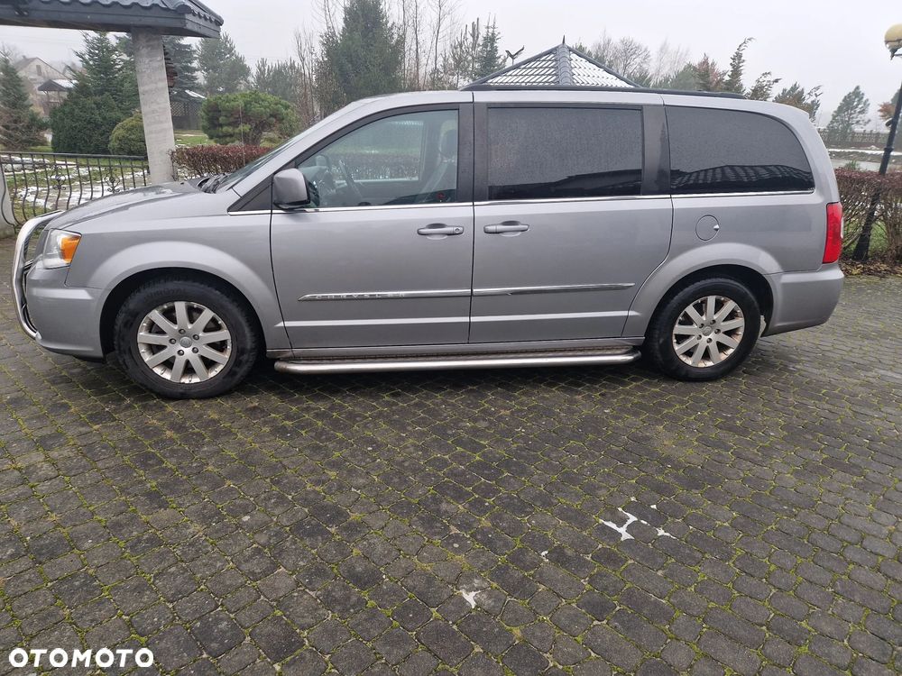 Chrysler Town & Country 3.6 Touring - 2