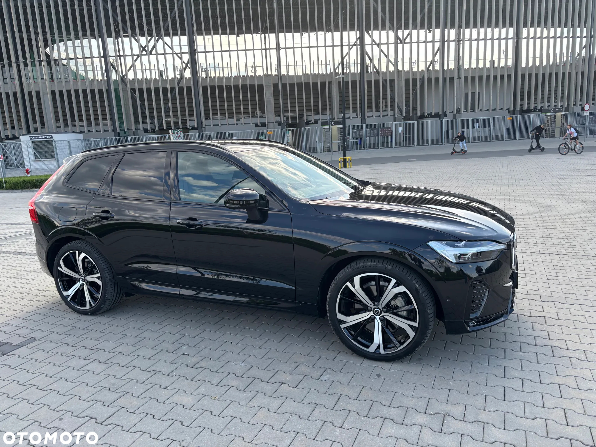 Volvo XC 60 B5 B AWD Ultimate Black Edition - 2