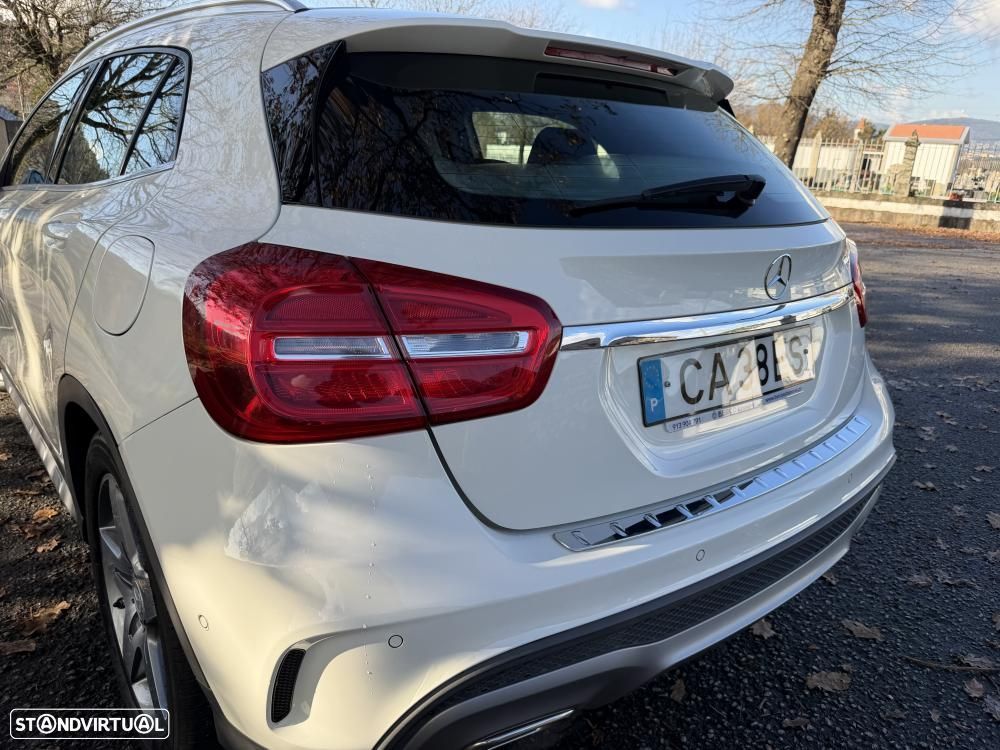 Mercedes-Benz GLA 180 - 14