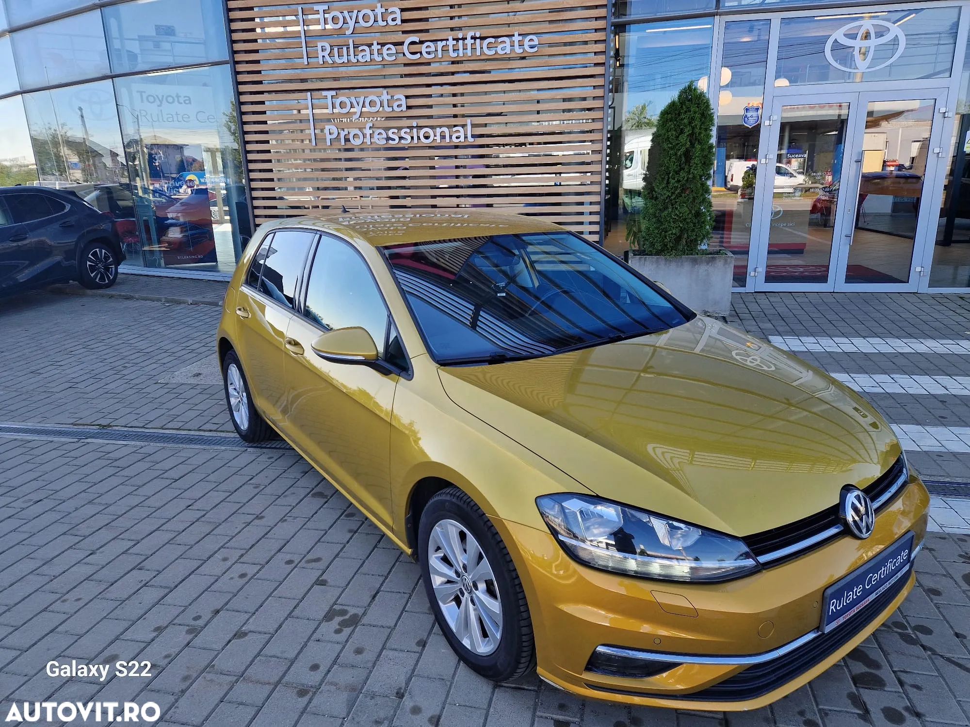 Volkswagen Golf 1.0 TSI DSG Comfortline - 1