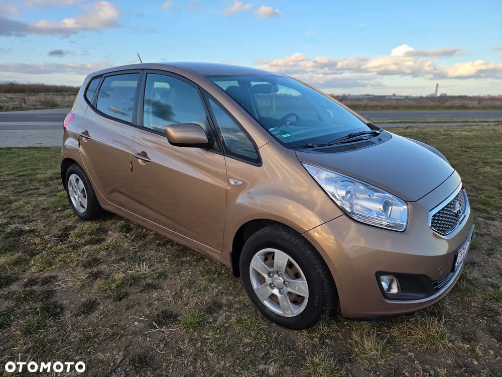 Kia Venga - 4