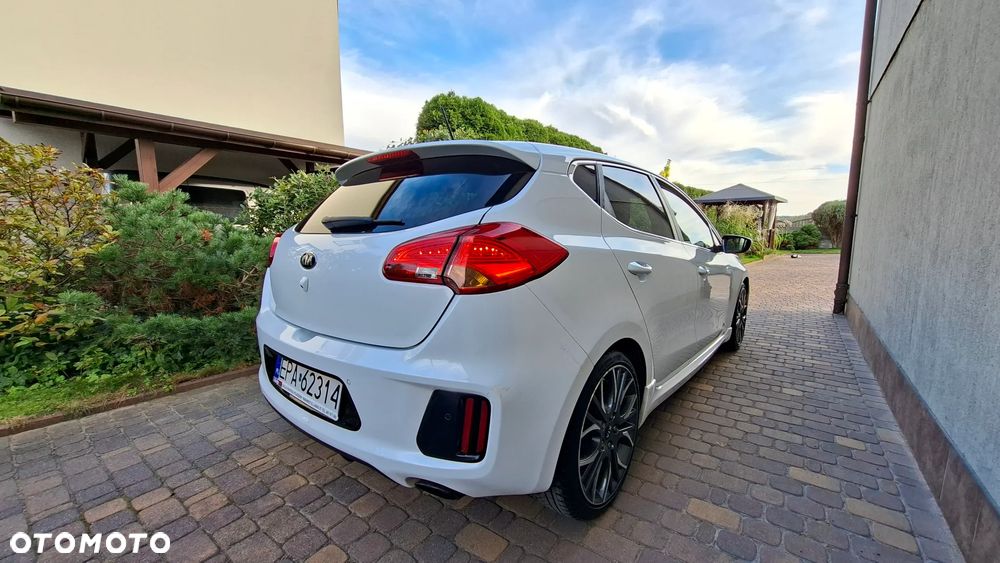 Kia Ceed 1.6 T-GDI GT-Track - 6