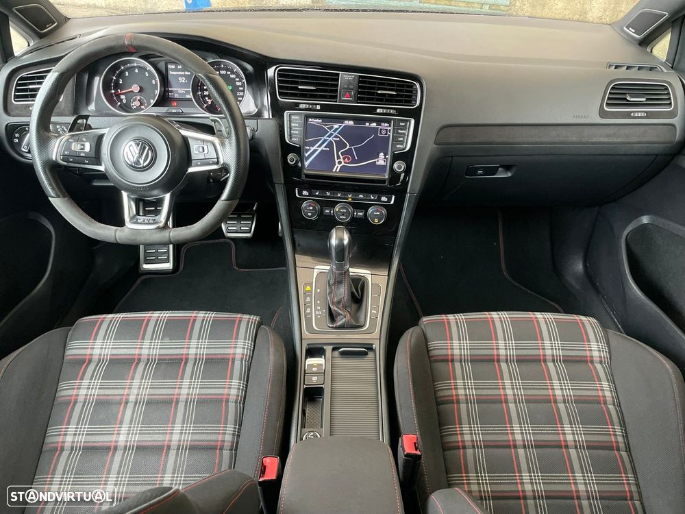 VW Golf 2.0 TSi GTi DSG Performance - 2