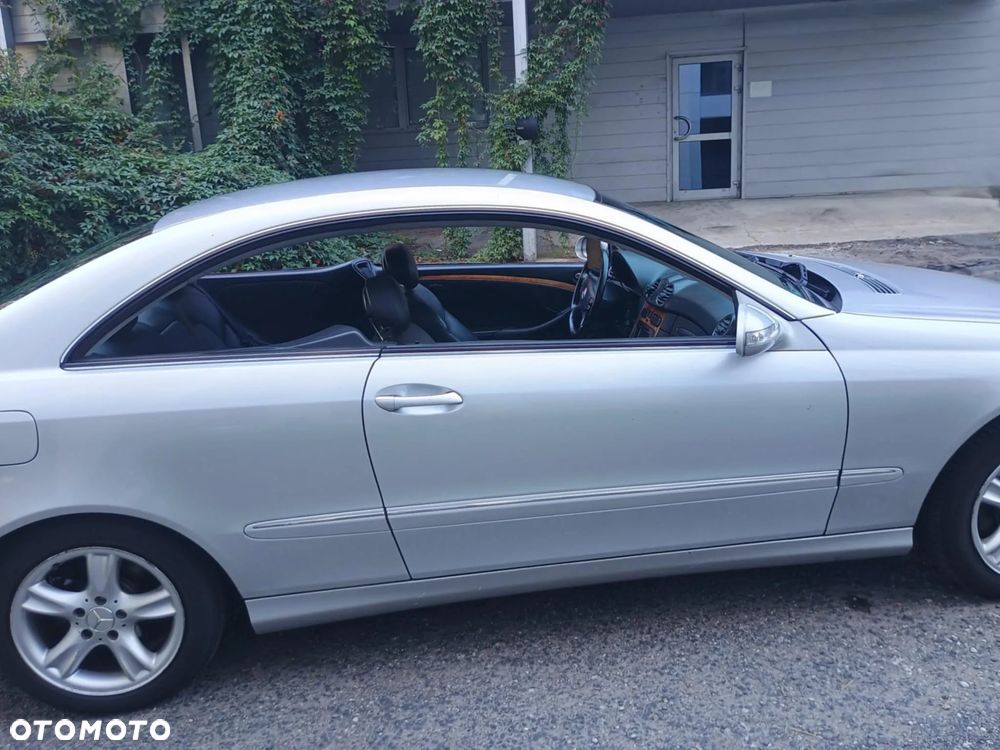 Mercedes-Benz CLK - 3