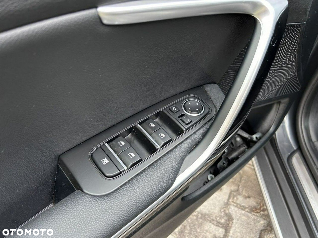 Kia XCeed - 10