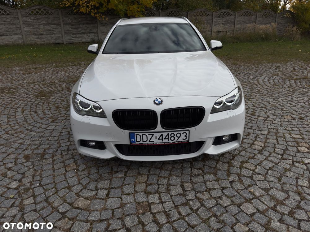 BMW Seria 5 528i Touring Sport-Aut Luxury Line - 3