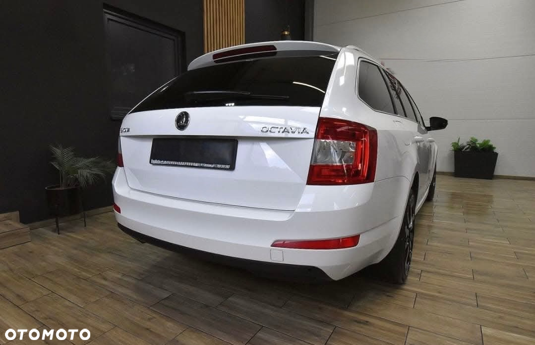 Skoda Octavia 2.0 TDI Ambition DSG - 3