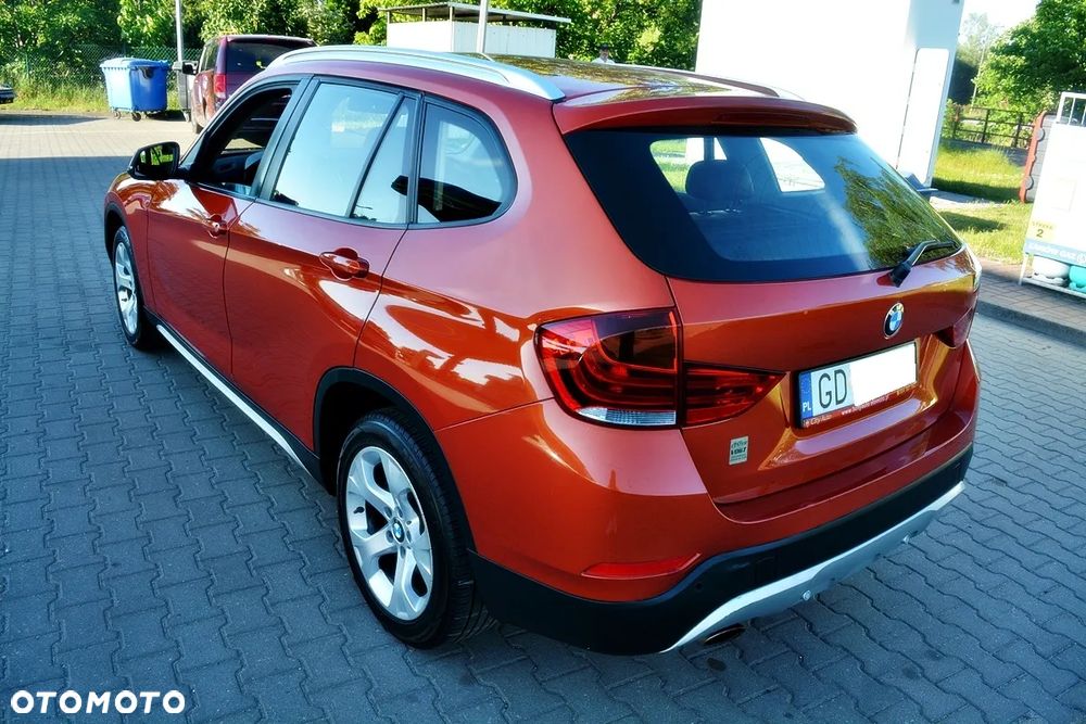 BMW X1 sDrive18i Sport Line - 16