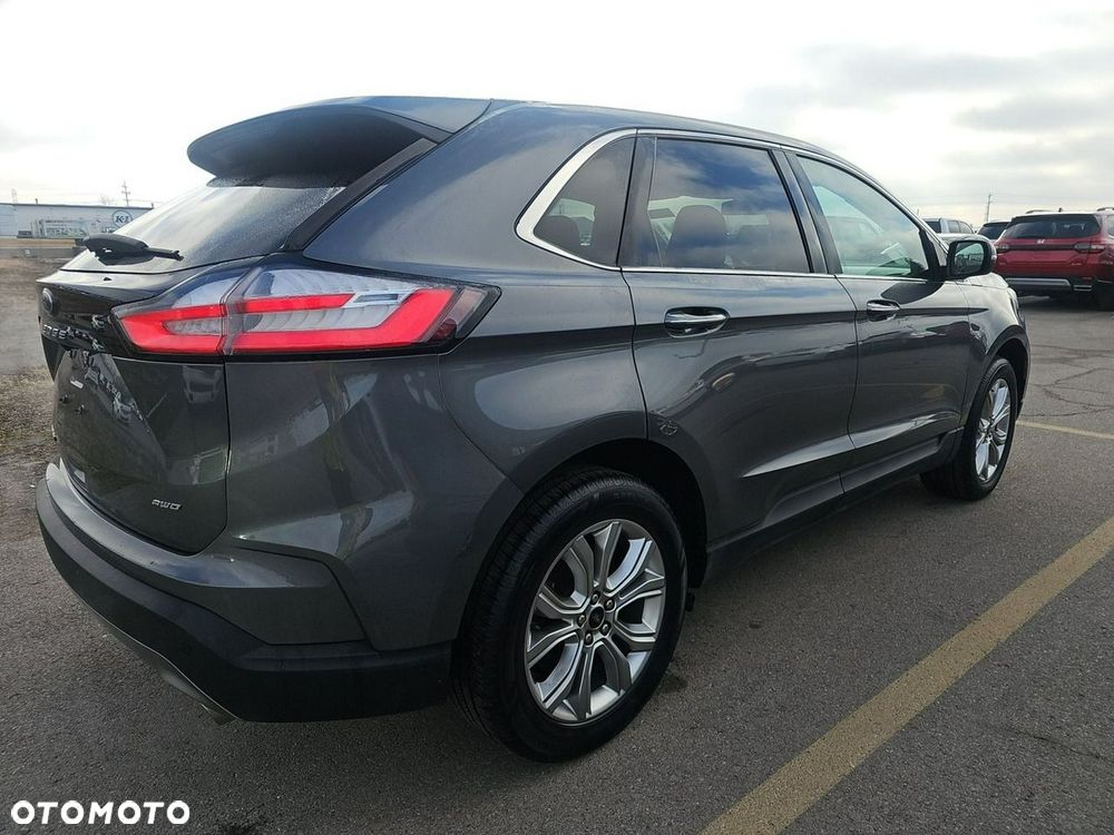 Ford Edge - 4
