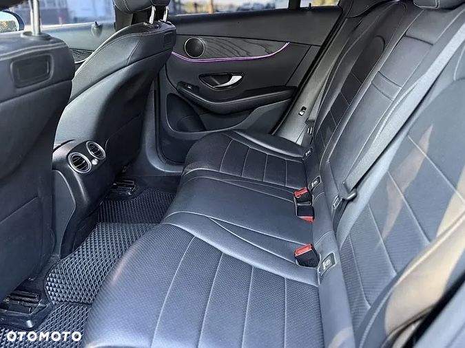 Mercedes-Benz GLC - 18