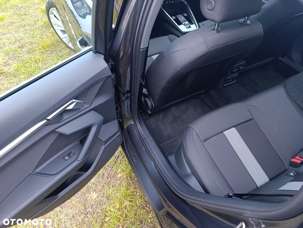 Audi A3 Limousine 30 TDI S tronic - 13