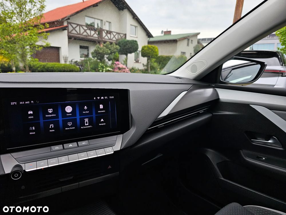 Opel Astra 1.2 T Edition S&S - 11