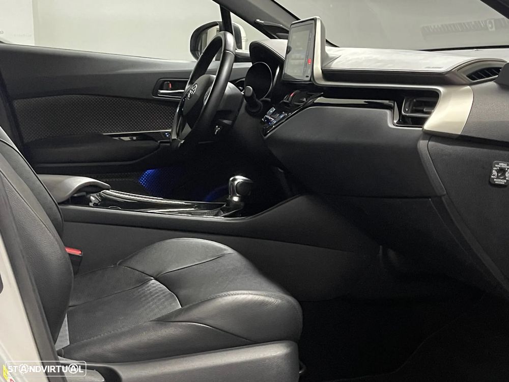 Toyota C-HR 1.8 HSD Exclusive+P.Luxury - 8