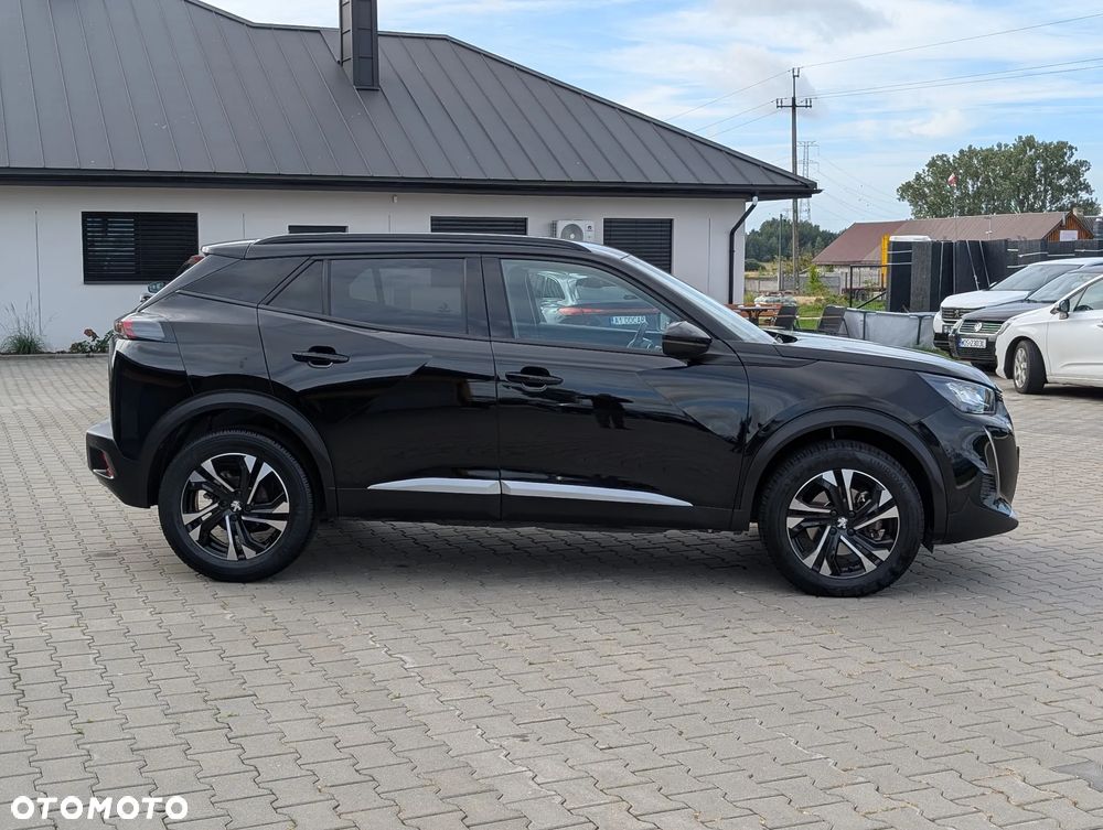 Peugeot 2008 BlueHDi 130 Allure S&S EAT8 - 15