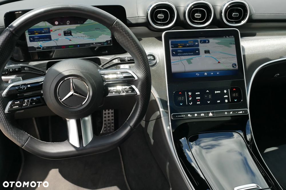 Mercedes-Benz Klasa C 300 e 9G-TRONIC AMG Line - 17