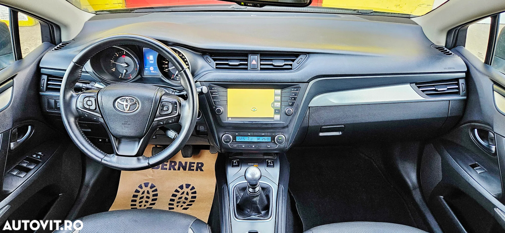 Toyota Avensis 1.6 D-4D Executive - 15