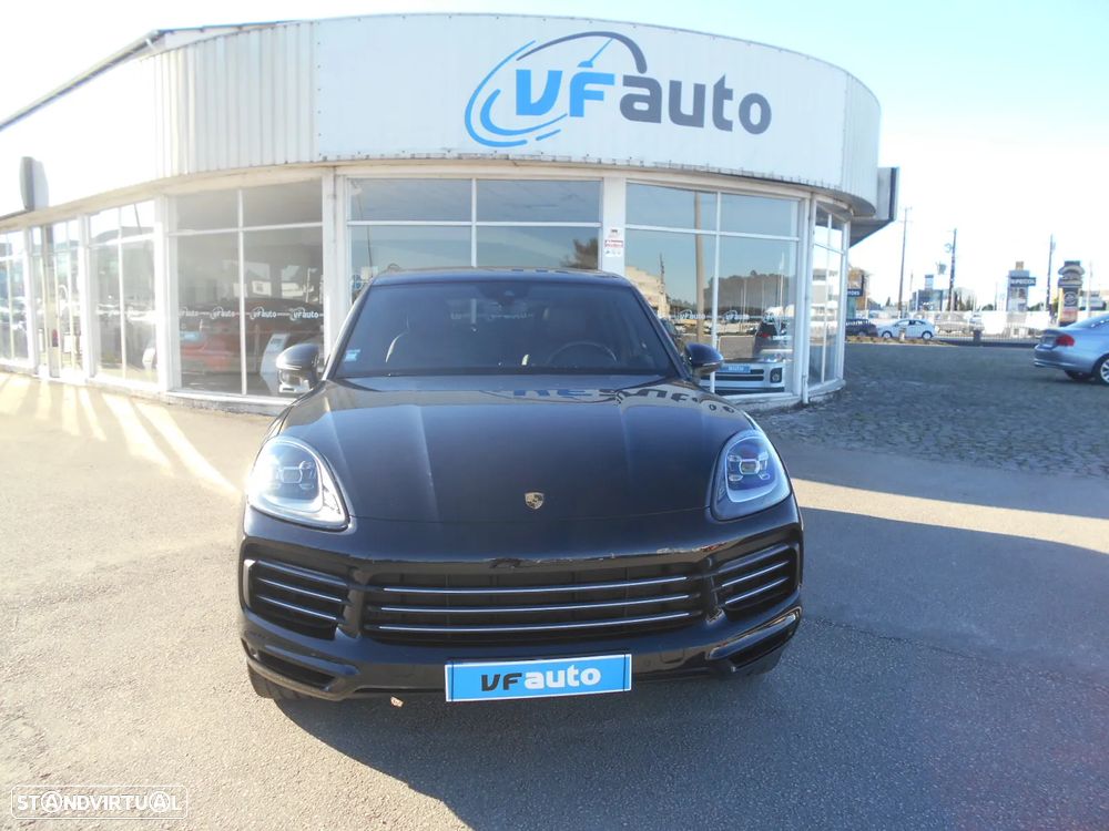 Porsche Cayenne S Platinum Edition - 2