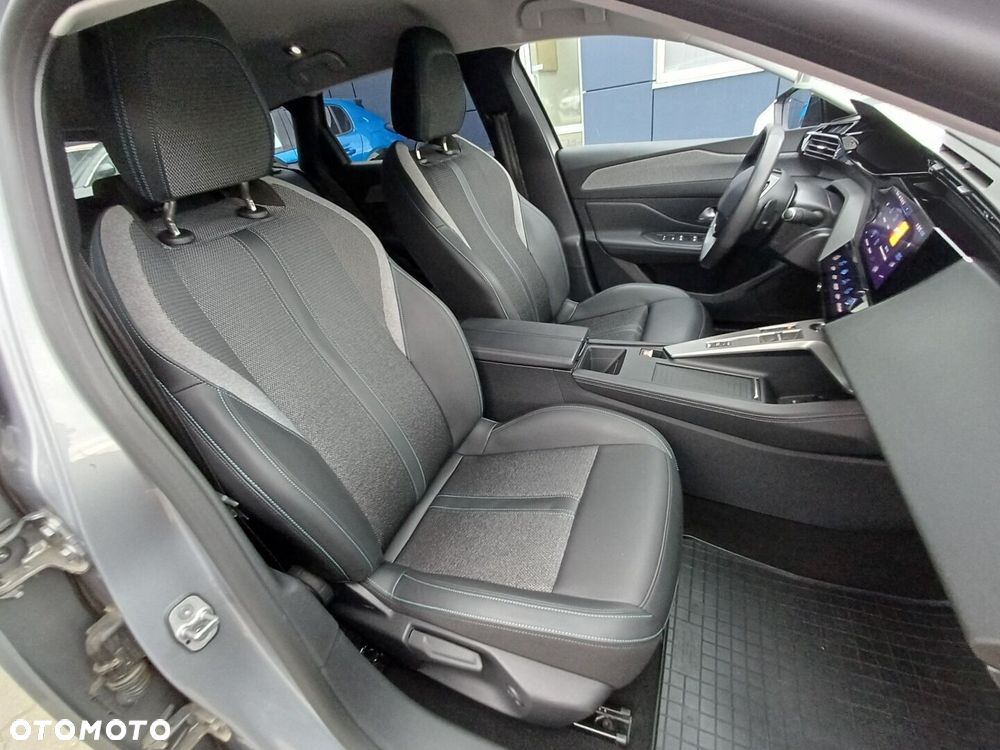 Peugeot 308 - 13