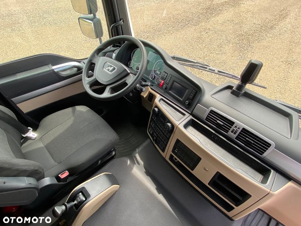 MAN TGM 18.290 | 2018 | Chłodnia 8,8 m | Carrier Supra 1150 Multitemp Silent | Automat | Winda | Drzwi boczne | 329 tys. km - 32