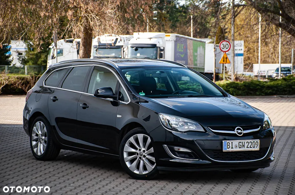 Opel Astra 1.4 Turbo Active - 11