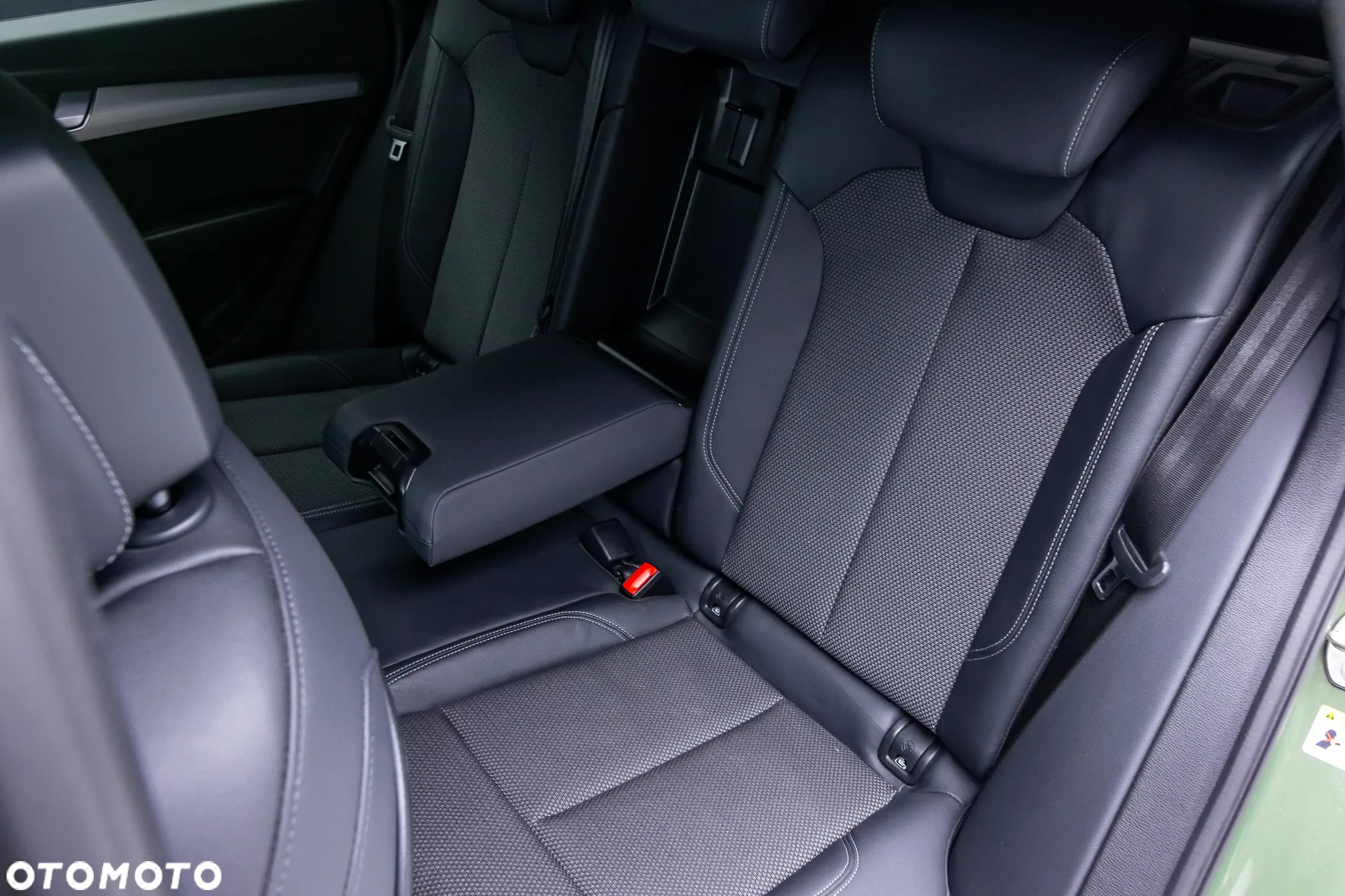 Audi Q5 40 TDI quattro S tronic S line - 35