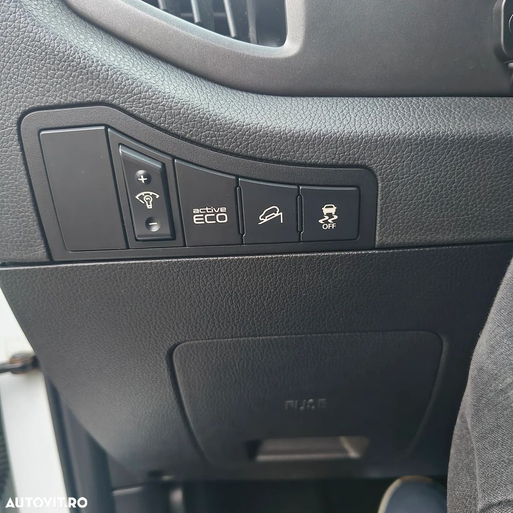 Kia Sportage - 14