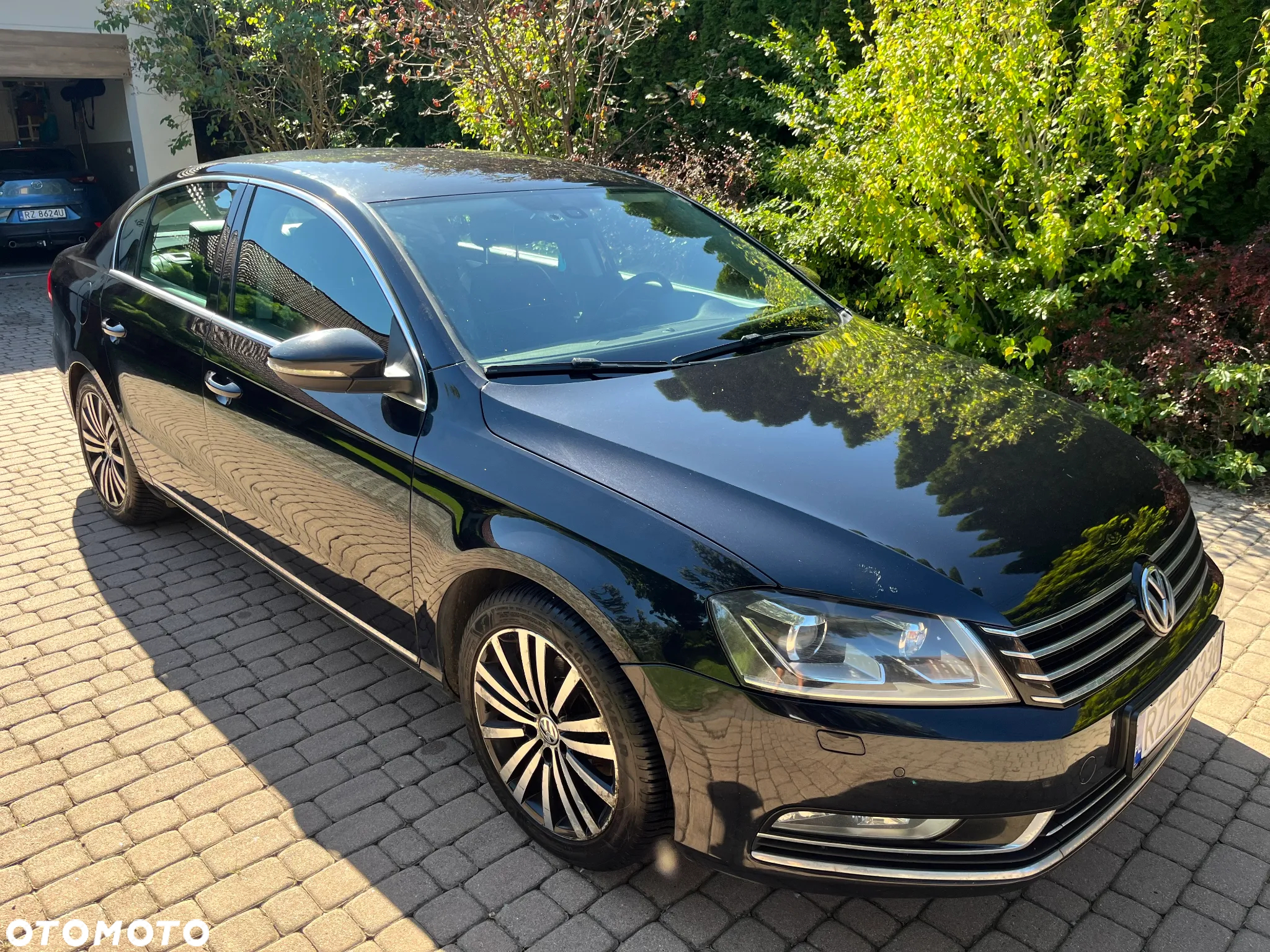 Volkswagen Passat 2.0 TDI Highline DSG - 2