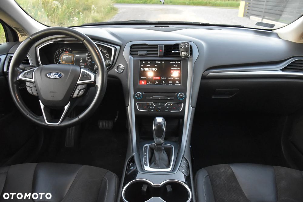 Ford Mondeo 2.0 TDCi Bi-Turbo Titanium PowerShift - 18