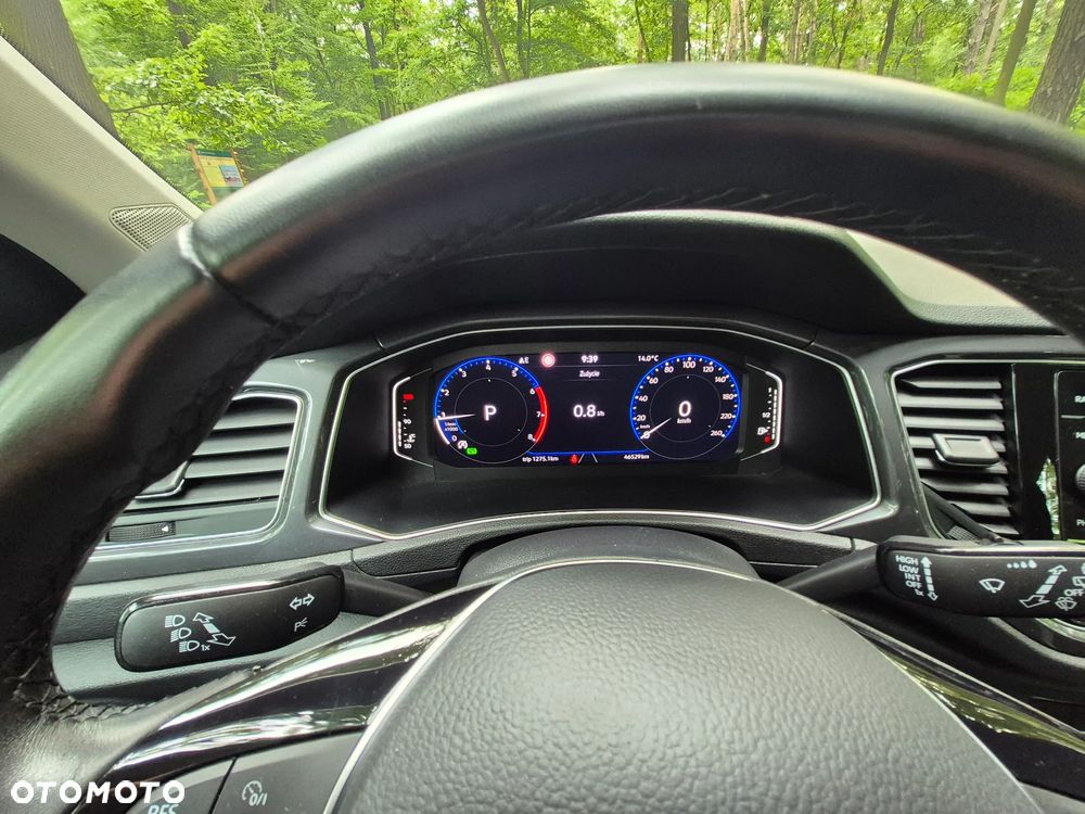 Volkswagen T-Roc - 14