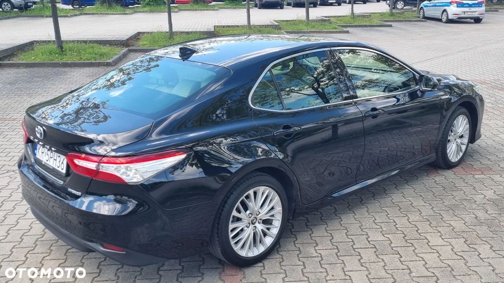 Toyota Camry 2.5 Hybrid Executive CVT - 4