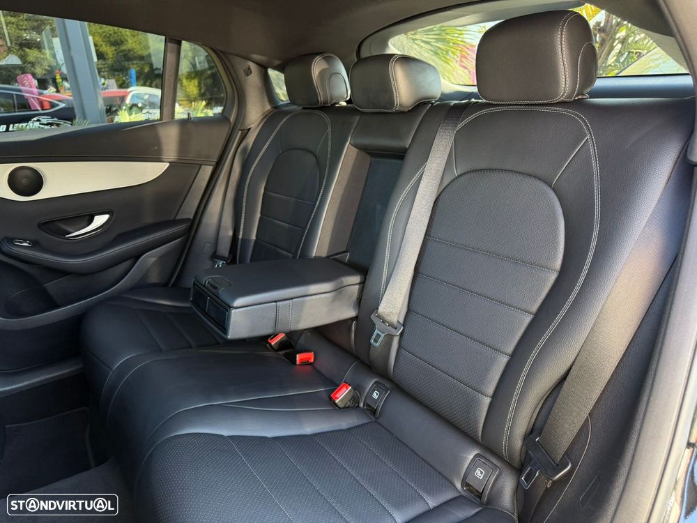Mercedes-Benz GLC 300 e Coupé 4Matic - 22