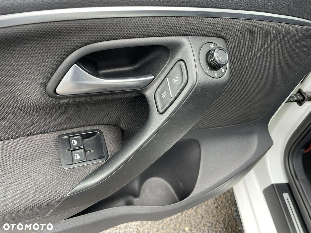 Volkswagen Polo - 19