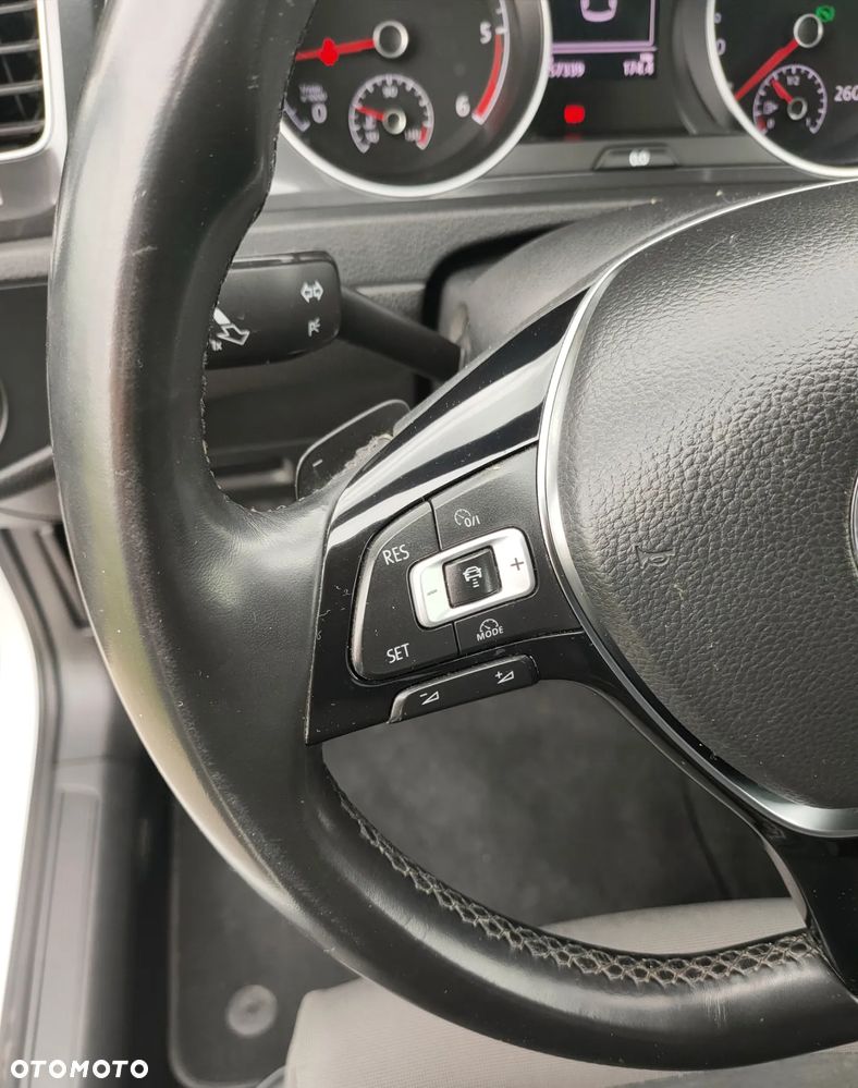 Volkswagen Golf 2.0 TDI (BlueMotion Technology) DSG Comfortline - 20